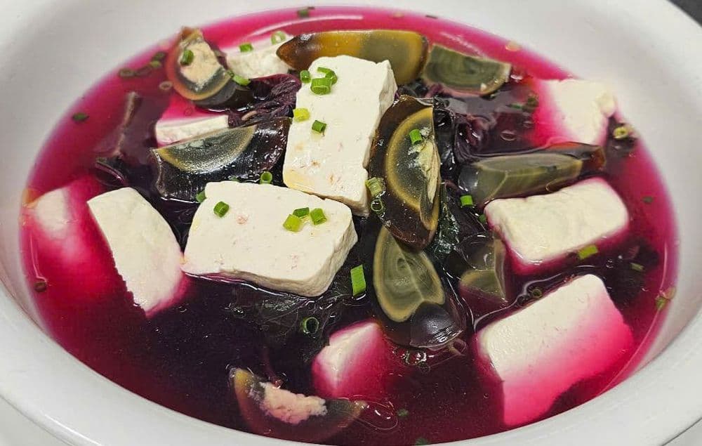 Canh rau dền đậu phụ trứng bắc thảo