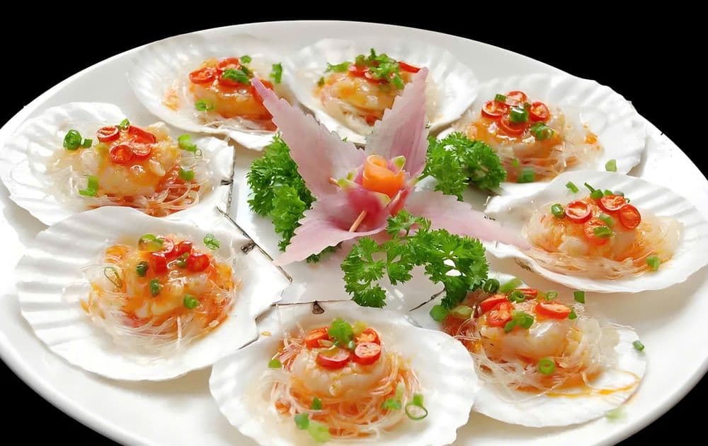 Sò điệp ( nướng mỡ hành, hấp miến tỏi thơm)