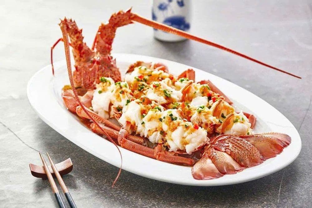 Tôm hùm bông hấp miến 